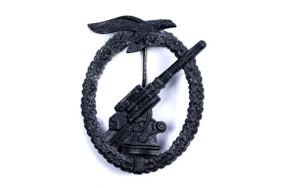 Lot 722 - A German Second World War Luftwaffe Anti-Aircraft war badge