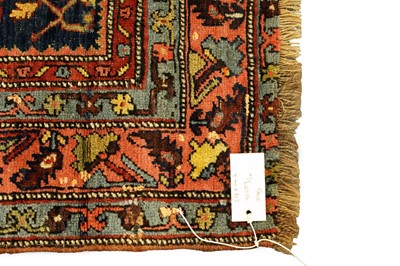 Lot 991 - A Persian hand-made Bidjar rug