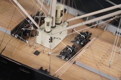 Lot 612 - A fine quality shipbuilders scale model of the turbine steam ship ‘Cairnglen’