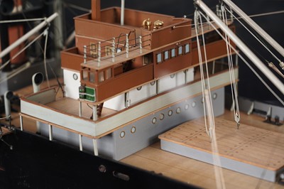 Lot 612 - A fine quality shipbuilders scale model of the turbine steam ship ‘Cairnglen’