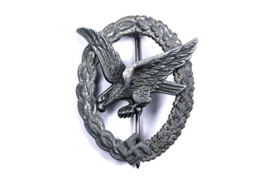 Lot 740 - A cased German Second World War Air Gunner's & Flight Engineer's war badge