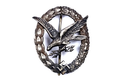 Lot 750 - A German Second World War Radio Operator and Air Gunner's war badge