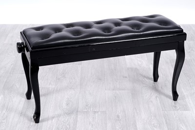 Lot 82 - An adjustable piano stool