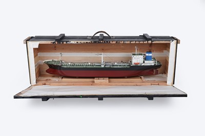 Lot 627 - A late 20th Century shipyard model of the oil tanker