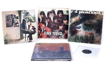 Lot 281 - Vinyl albums by Pink Floyd