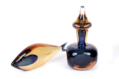 Lot 385 - A heavy art glass model of a fish; and a glass bottle and stopper