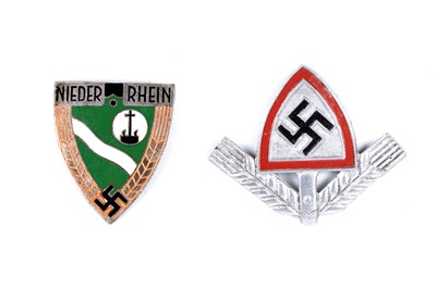 Lot 760 - German Third Reich period RAD and Lower Rhine Traditions cap badge