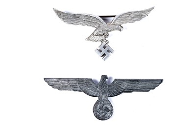 Lot 761 - A German Second World War Army breast eagle badge