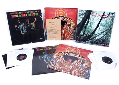 Lot 321 - Vinyl albums by Jimi Hendrix