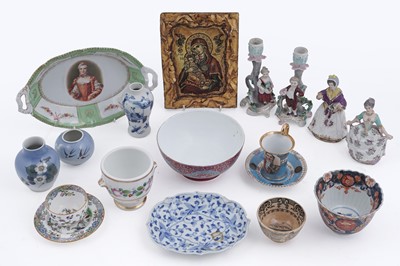 Lot 356 - A collection of 19th Century and later ceramics