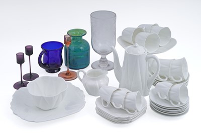 Lot 291 - A collection of Shelley tea and coffee wares; and a selection of glassware