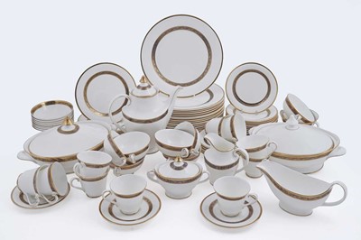 Lot 287 - A Royal Doulton ‘Harlow’ pattern dinner and tea service