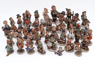 Lot 363 - A selection of Hummel Goebel ceramics