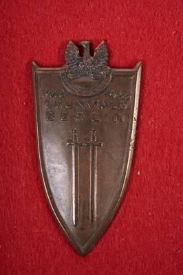 Lot 599 - Polish badges and medals