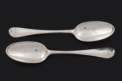 Lot 488 - A pair of George II silver tablespoons