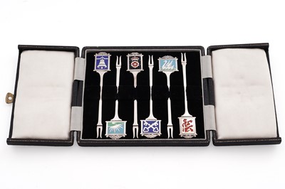 Lot 330 - A cased set of novelty silver cocktail sticks