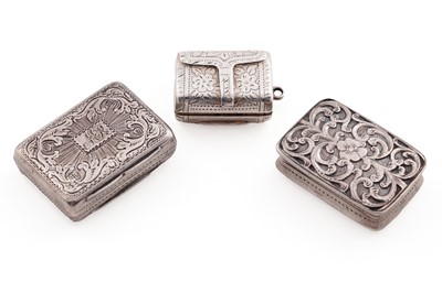Lot 340 - A George IV silver vinaigrette; silver vinaigrette; and a smaller silver engraved vinaigrette