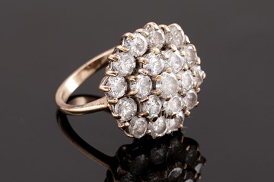 Lot 62 - A white stone cluster ring