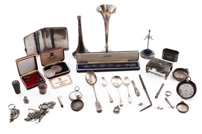 Lot 90 - A selection of small silver items