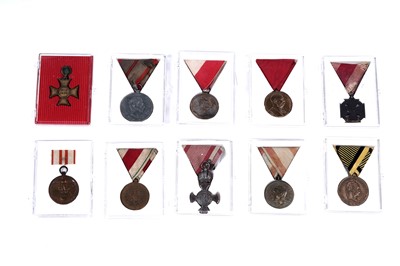 Lot 995 - A selection of Austrian medals