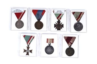Lot 586 - A selection of Hungarian medals