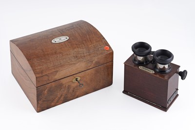 Lot 644 - Two stereo viewers