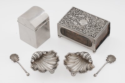 Lot 348 - An Edwardian small silver box to hold playing cards; and other items