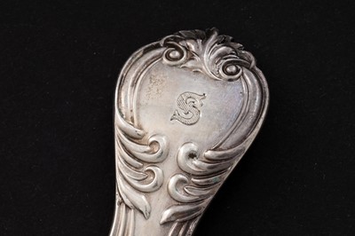 Lot 246 - A set of twelve Victorian silver table forks