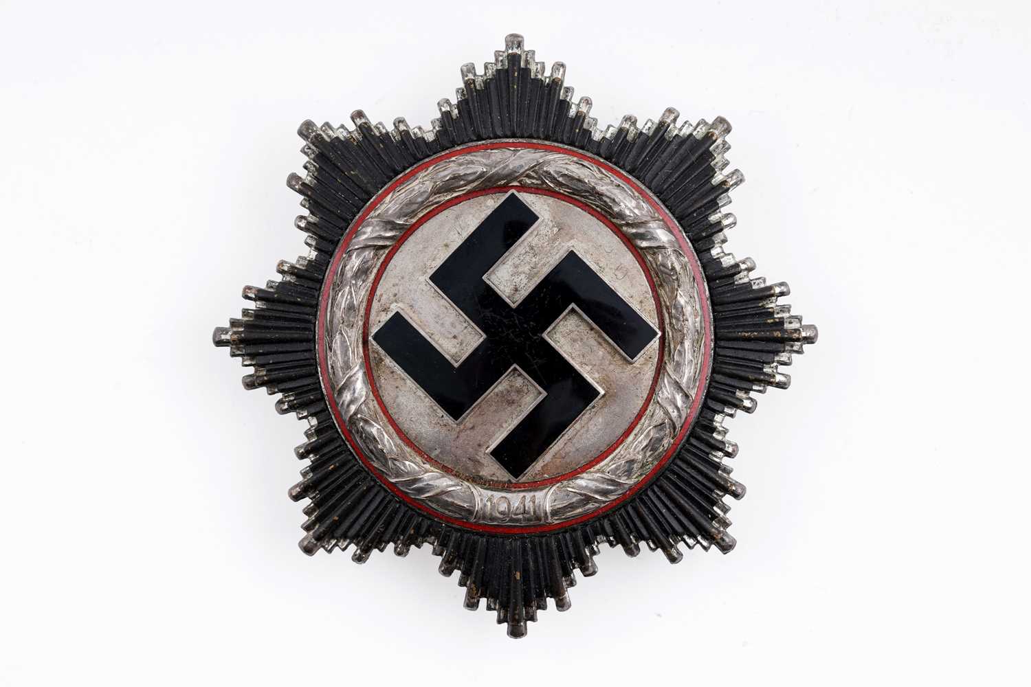 Lot 1002 - A German Second World War Order of the German Cross