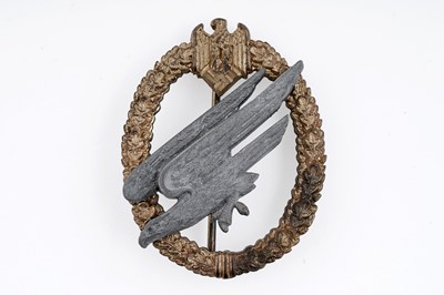 Lot 783 - A German Second World War Army Parachutist's Badge