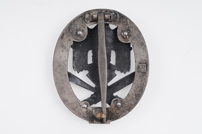Lot 786 - A German Second World War General Assault Badge for 50 engagements