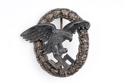 Lot 789 - A German Second World War Luftwaffe Observer's War badge