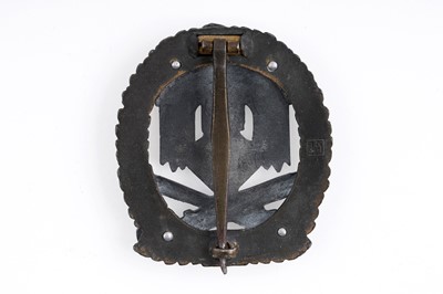 Lot 797 - A rare German Second World War General Assault War Badge