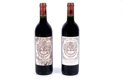 Lot 1027 - Chateau Longueville au Baron de Pichon-Longueville Cru Classe Pauillac 1997/1994