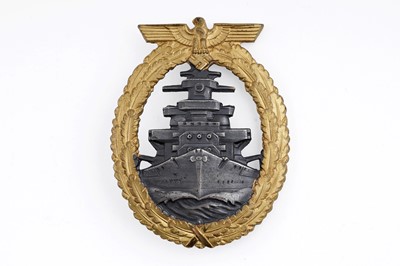 Lot 802 - A German Second World War Kriegsmarine High Seas War badge