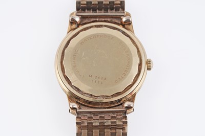 Lot 263 - A Nivada Automatic gold cased wristwatch