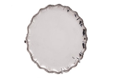 Lot 155 - A George V silver salver