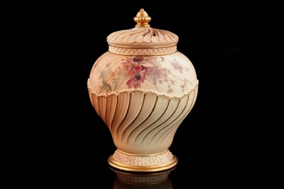 Lot 416 - A Royal Worcester blush ivory potpourri vase and covers