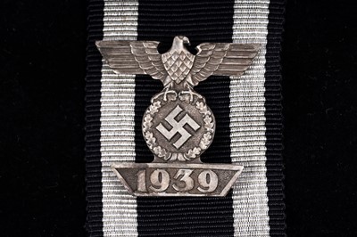 Lot 1024 - A German Second World War bar to the Iron Cross 2nd Class 1939