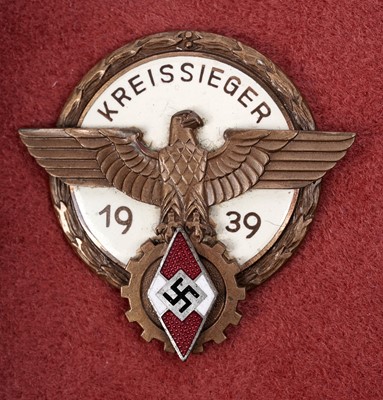 Lot 841 - German Third Reich period medal badge for the 1939 National Trade Competition