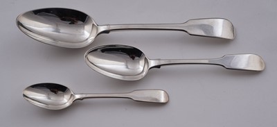 Lot 448 - Paul Storr: a George III/IV collected of fiddle pattern flatware