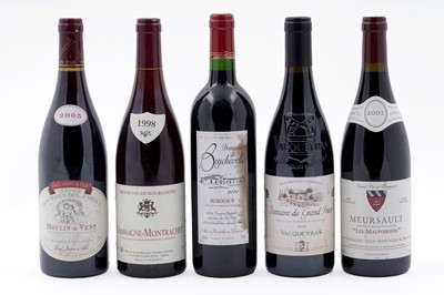 Lot 796 - Five mixed bottles of wine