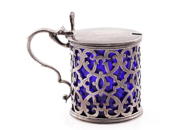 Lot 449 - A Victorian silver drum mustard pot