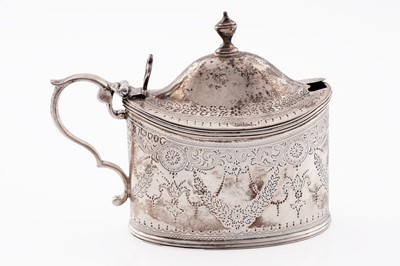 Lot 470 - A Victorian engraved silver mustard pot