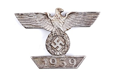 Lot 1095 - A German Second World War clasp to the Iron Cross 1st Class 1939