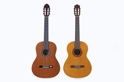 Lot 391 - A Yamaha C40 acoustic guitar; with a Valencia CG-1K-NA acoustic guitar