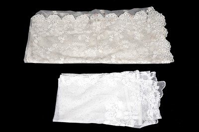 Lot 702 - 19th Century Limerick needlerun lace bonnet veils
