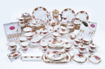 Lot 306 - A large collection of Royal Albert ‘Old Country Rose’ tea, dinner and coffee china