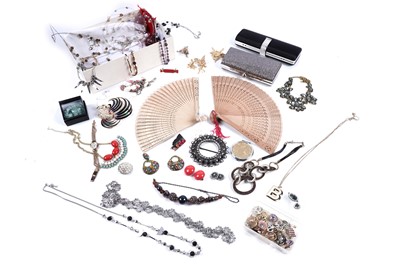 Lot 356 - Modern costume jewellery, evening bags, and fans
