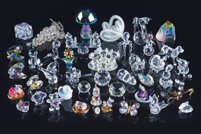 Lot 394 - A collection of Swarovski, Hadrian Crystal and other crystal glass ornaments
